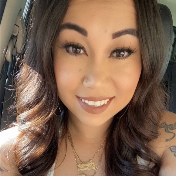 Meet your Posher, Briana - Picture 1 of 1